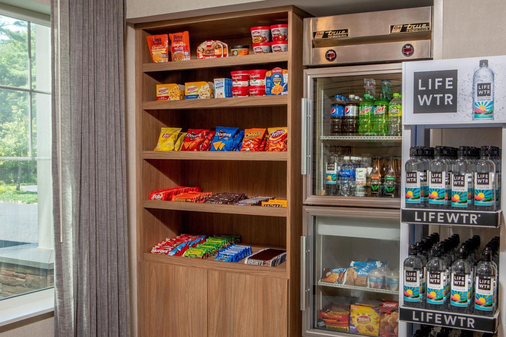 Fairfield Inn & Suites By Marriott Brunswick Freeport Экстерьер фото