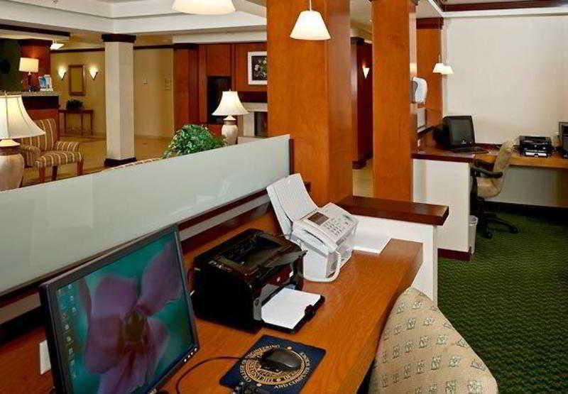 Fairfield Inn & Suites By Marriott Brunswick Freeport Удобства фото