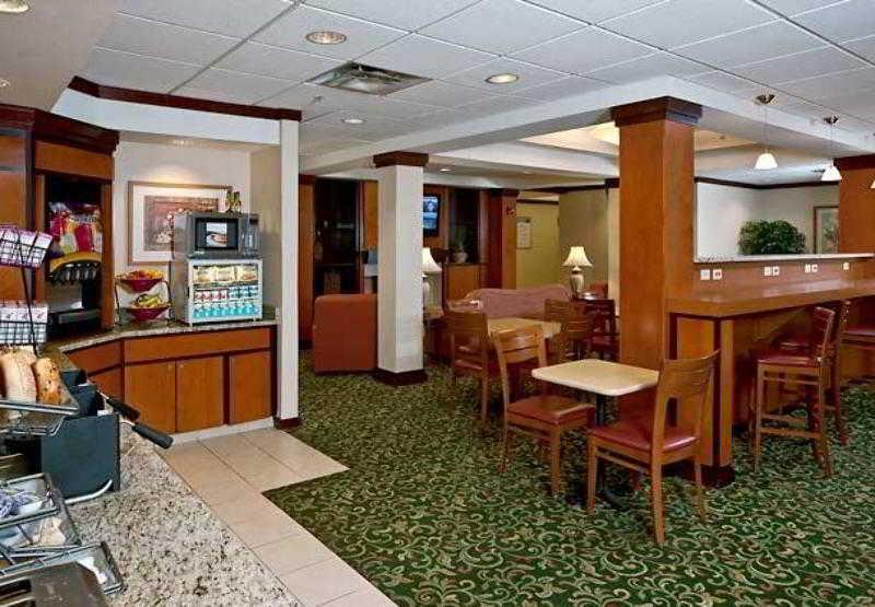 Fairfield Inn & Suites By Marriott Brunswick Freeport Экстерьер фото