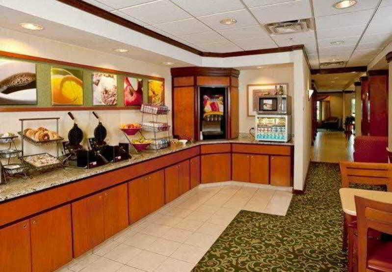 Fairfield Inn & Suites By Marriott Brunswick Freeport Экстерьер фото